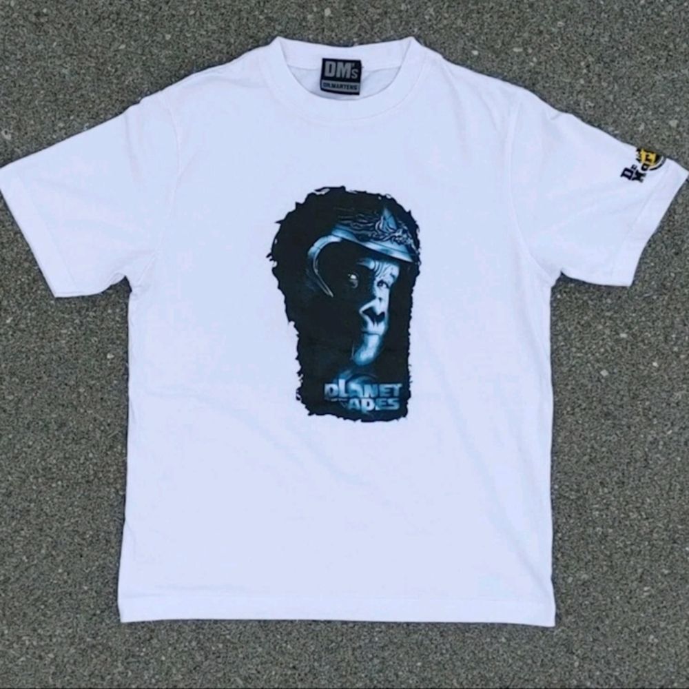 Vtg 2001 Planet of the Apes X Dr. Martens T-Shirt Size (M)